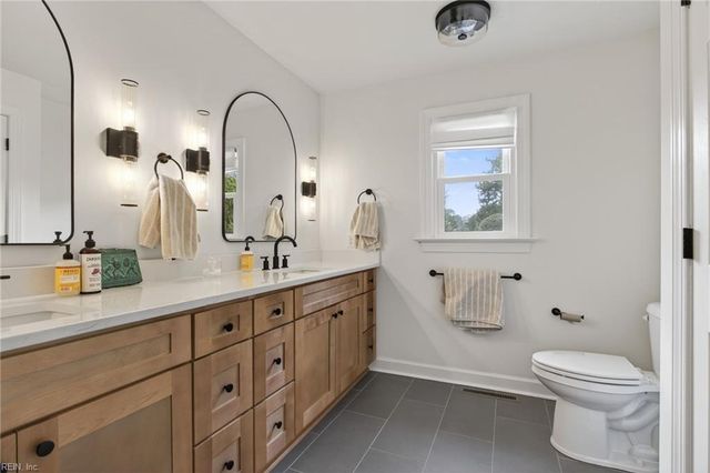 7125 Grayfalcon DR, Norfolk, VA 23518