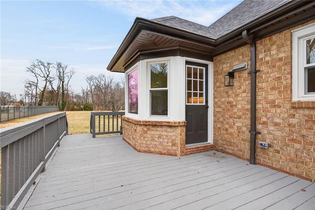 7125 Grayfalcon DR, Norfolk, VA 23518