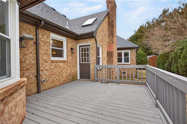 7125 Grayfalcon DR, Norfolk, VA 23518