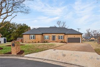 7125 Grayfalcon DR, Norfolk, VA 23518