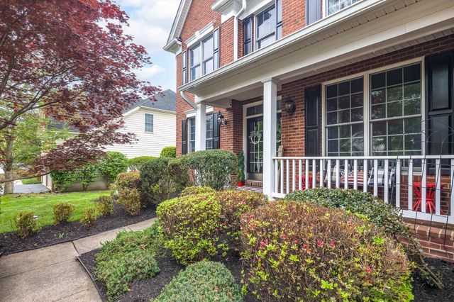 5774 SOLHEIM CUP DR, Haymarket, VA 20169
