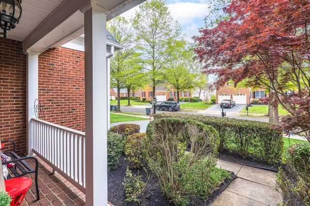 5774 SOLHEIM CUP DR, Haymarket, VA 20169
