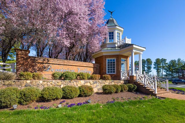 5774 SOLHEIM CUP DR, Haymarket, VA 20169
