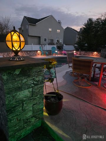 15 Sutton Place, Helmetta, NJ 08828