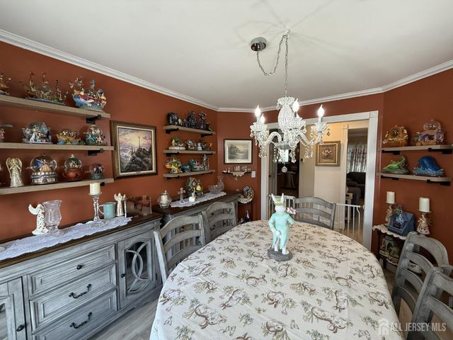 15 Sutton Place, Helmetta, NJ 08828