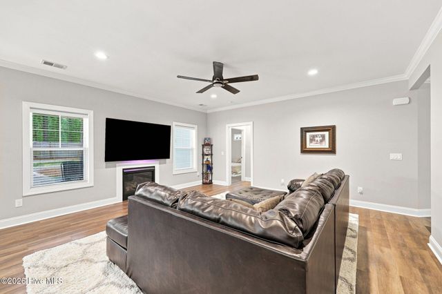 560 N Ridgecrest Street, Pinebluff, NC 28373