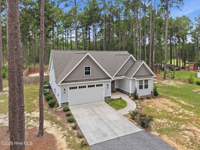 560 N Ridgecrest Street, Pinebluff, NC 28373