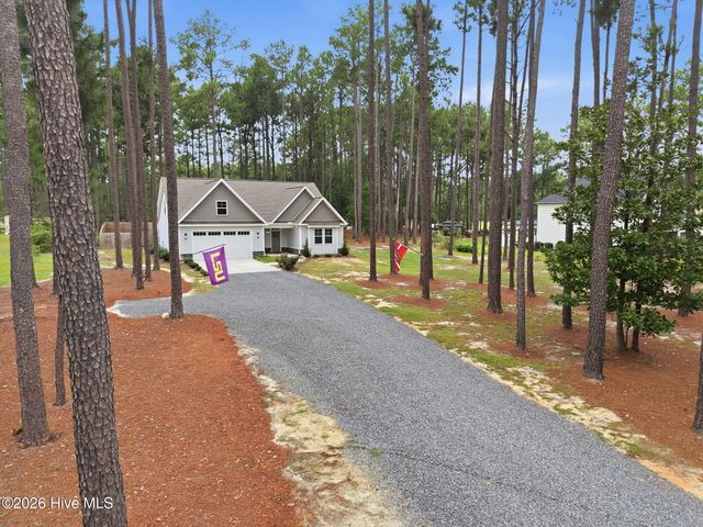 560 N Ridgecrest Street, Pinebluff, NC 28373