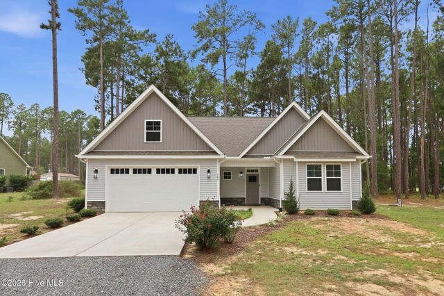560 N Ridgecrest Street, Pinebluff, NC 28373