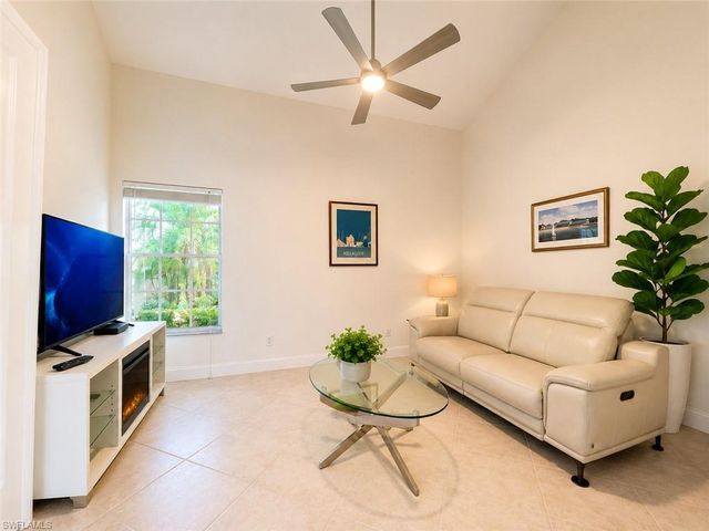 25151 Bay Cedar DR, Bonita Springs, FL 34134