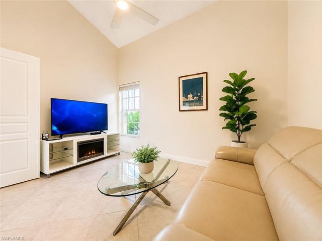 25151 Bay Cedar DR, Bonita Springs, FL 34134