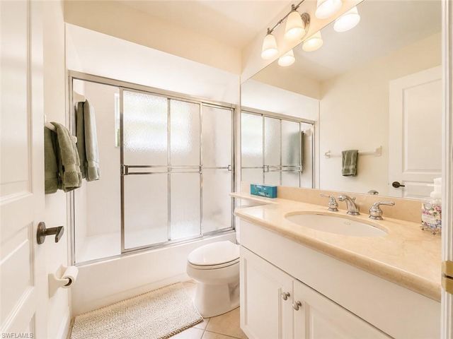 25151 Bay Cedar DR, Bonita Springs, FL 34134
