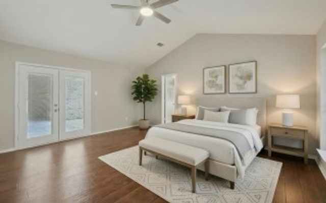 2305 Meadowlark Lane, Bedford, TX 76021