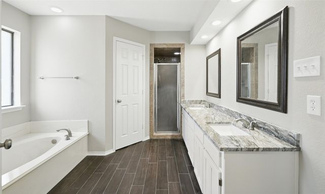 2305 Meadowlark Lane, Bedford, TX 76021