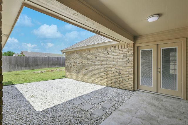 2305 Meadowlark Lane, Bedford, TX 76021