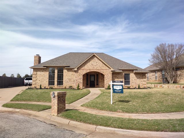 2305 Meadowlark Lane, Bedford, TX 76021