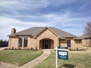2305 Meadowlark Lane, Bedford, TX 76021