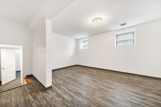 157 Beale Street 1, Quincy, MA 02170