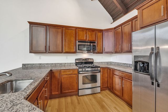 157 Beale Street 1, Quincy, MA 02170