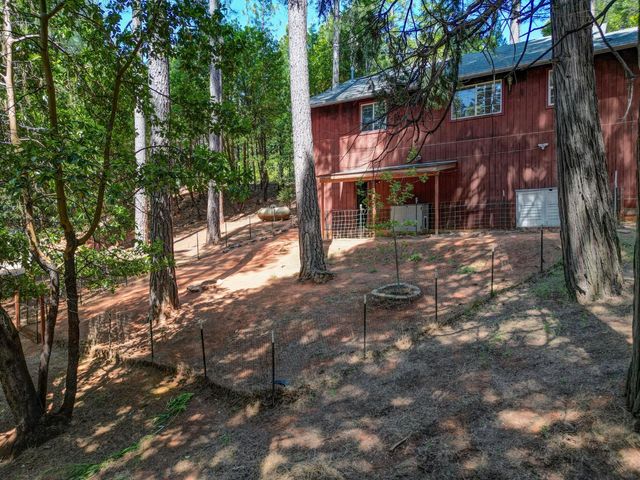 26000 Forest Knoll Ct, Pioneer, CA 95666