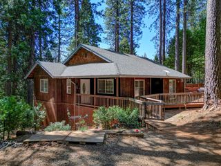 26000 Forest Knoll Ct, Pioneer, CA 95666