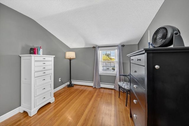 14 Granite St, Weymouth, MA 02188