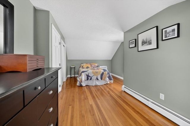 14 Granite St, Weymouth, MA 02188