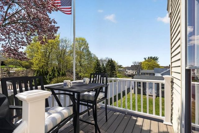 14 Granite St, Weymouth, MA 02188