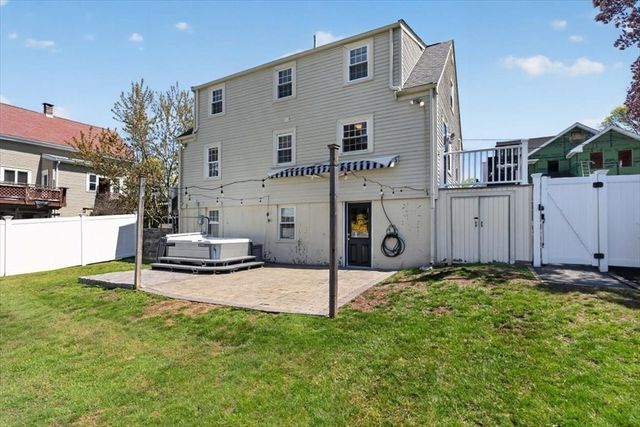 14 Granite St, Weymouth, MA 02188
