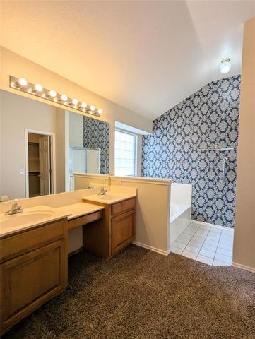 2604 Southern Hills Drive, Moore, OK 73160