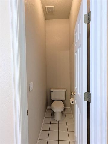 2604 Southern Hills Drive, Moore, OK 73160