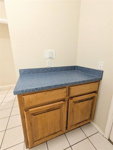 2604 Southern Hills Drive, Moore, OK 73160