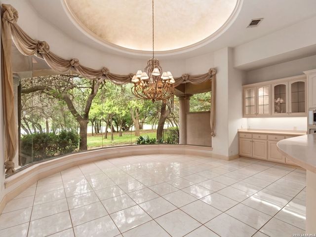 43 Champions Lane, San Antonio, TX 78257