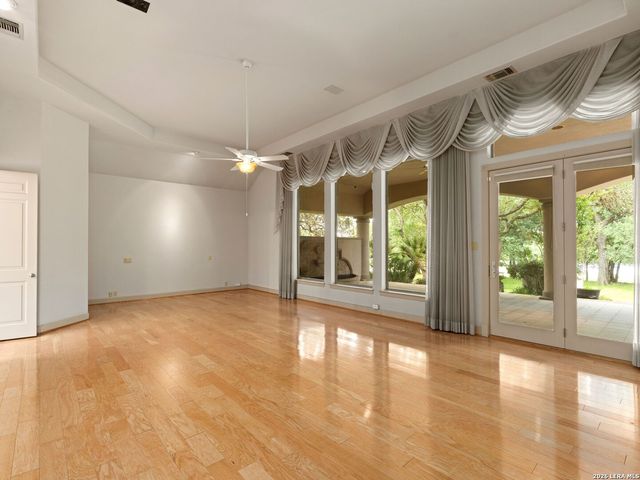 43 Champions Lane, San Antonio, TX 78257