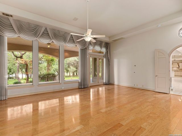 43 Champions Lane, San Antonio, TX 78257