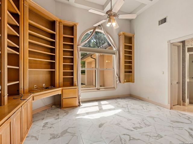 43 Champions Lane, San Antonio, TX 78257