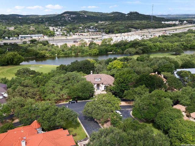43 Champions Lane, San Antonio, TX 78257