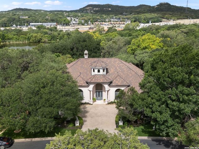 43 Champions Lane, San Antonio, TX 78257