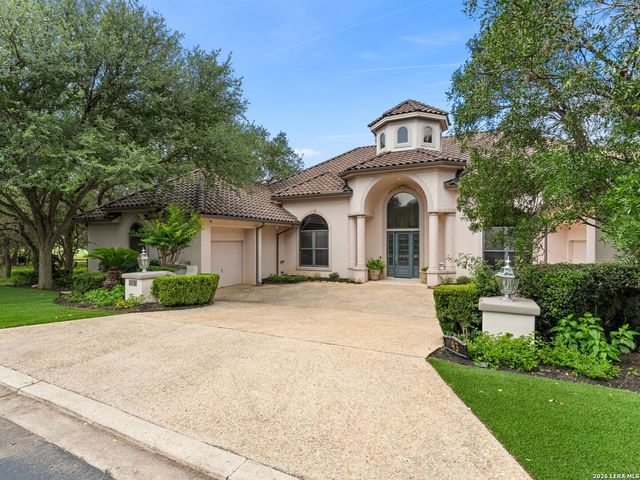 43 Champions Lane, San Antonio, TX 78257