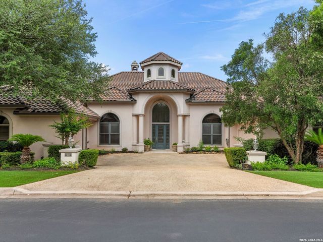43 Champions Lane, San Antonio, TX 78257