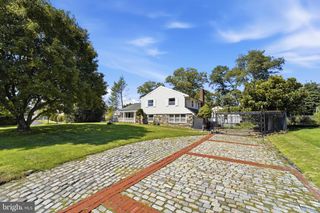 1868 PINE RD #, Huntingdon Valley, PA 19006