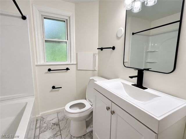 3679 Sanford Avenue, Stow, OH 44224