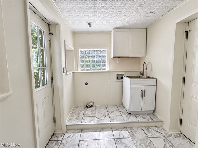 3679 Sanford Avenue, Stow, OH 44224