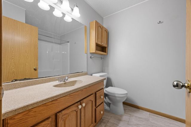 7553 Wedgewood Way N, Maple Grove, MN 55311