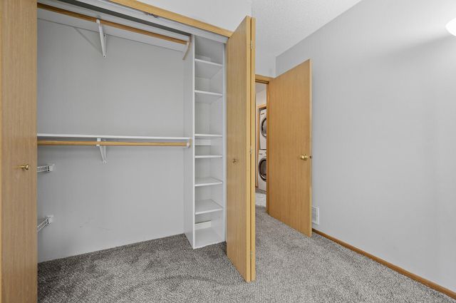 7553 Wedgewood Way N, Maple Grove, MN 55311