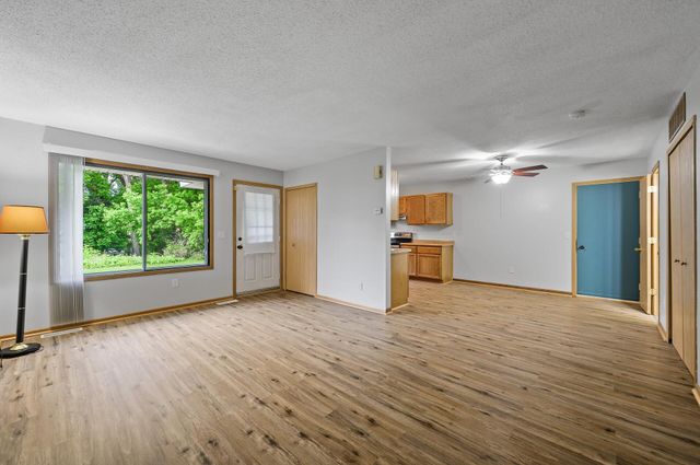 7553 Wedgewood Way N, Maple Grove, MN 55311