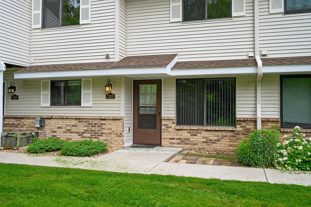 7553 Wedgewood Way N, Maple Grove, MN 55311 — photo 2