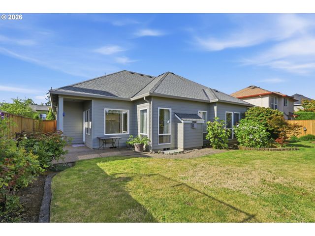 523 Ne LENOX St, Hillsboro, OR 97124