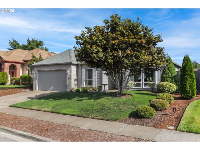 523 Ne LENOX St, Hillsboro, OR 97124
