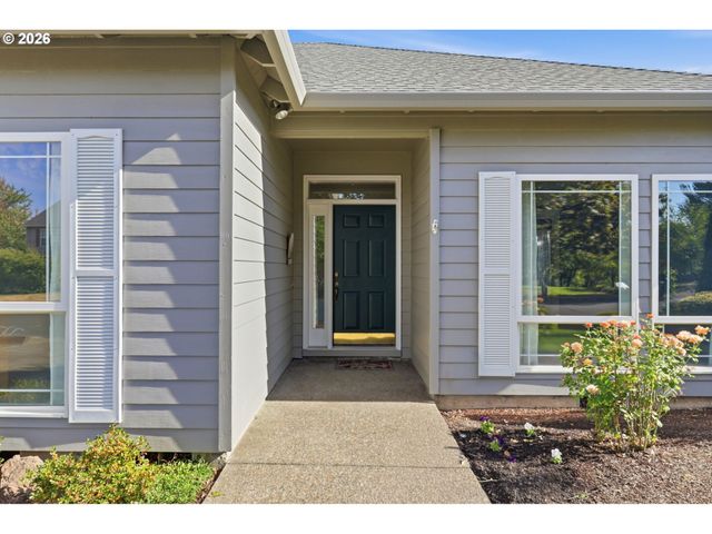 523 Ne LENOX St, Hillsboro, OR 97124